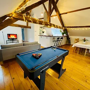 Apartamento Down Town Spacious Loft With Private Parking, Bruselas